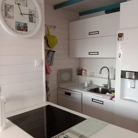 T2 Vue Marina 2qmar15 One Bedroom Marina View * Canet-en-Roussillon